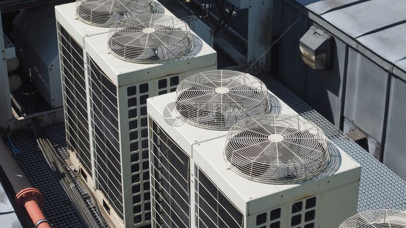 工业冷水机维修保养：关键步骤与常见问题解析**